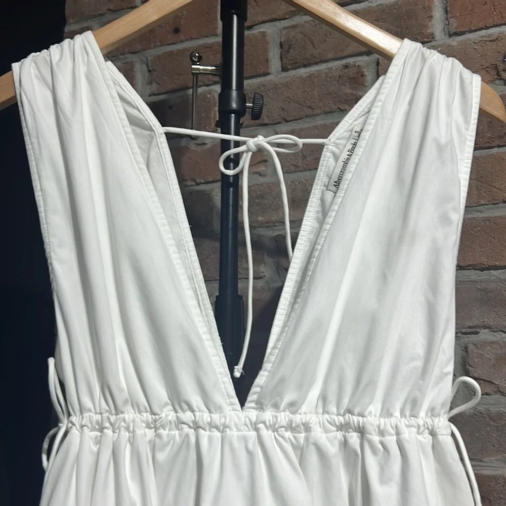 Abercrombie and Fitch white dress - Picture 9 of 16